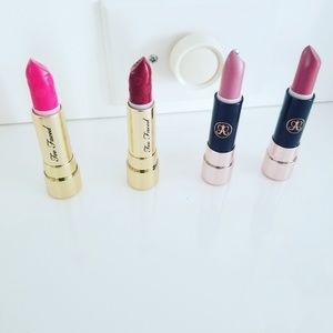 Anastasia/too faced lipstick